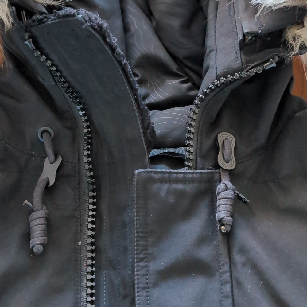 TNA St. Anton Parka - Picture 7 of 9